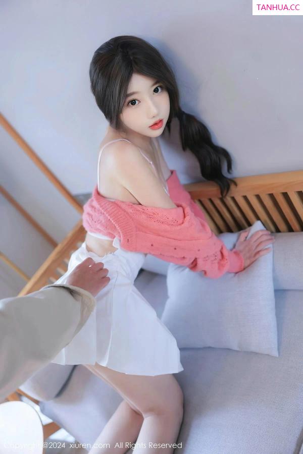   [XiuRen]高清写真图 2024.03.15 No.8241 桃妖夭 新人美腿第79张图片